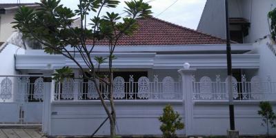 Rumah Margorejo Indah SHM Bangunan Luas di Kota Surabaya Rumah Margorejo Indah SHM Bangunan Luas di Kota Surabaya