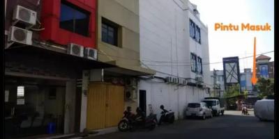 Ruko Full Furnished 3 Lantai 0 Jalan Raya Strategis di Tengah Kota Lokasi Klampis Surabaya Ruko Full Furnished 3 Lantai 0 Jalan Raya Strategis di Tengah Kota Lokasi Klampis Surabaya