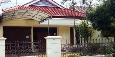 JUAL atau SEWA Rumah Luas Kawasan Pondok Blimbing Indah di Kota Malang JUAL atau SEWA Rumah Luas Kawasan Pondok Blimbing Indah di Kota Malang