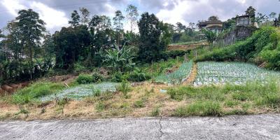 Tanah Datar View Cantik 800m Kemuning, Karanganyar 