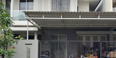 Rumah Minimalis Mewah Perumahan Alam Galaxy Surabaya Rumah Minimalis Mewah Perumahan Alam Galaxy Surabaya