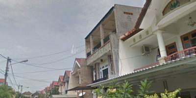 Dijual Rumah 3 Lantai di Dharmahusada Mas, Surabaya