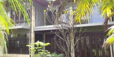 Jual Rumah Villa Mewah di Cipaganti Permai, Kota Bandung