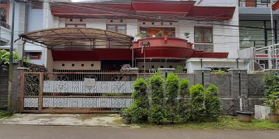 RUMAH DUA LANTAI DAGO ASRI BANDUNG RUMAH DUA LANTAI DAGO ASRI BANDUNG