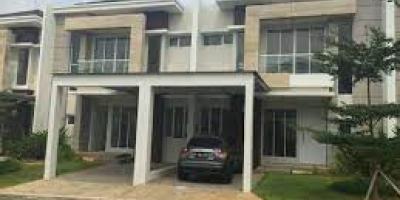 Disewakan Rumah 2 lantai lokasi Strategis Di River Valley Residence Lebak Bulus. Disewakan Rumah 2 lantai lokasi Strategis Di River Valley Residence Lebak Bulus.