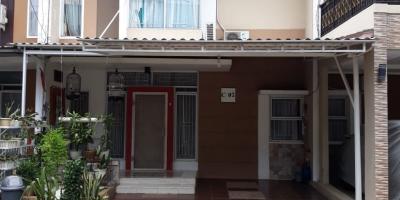 Rumah 2 lantai lo.New Serpong Estate