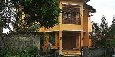 DIJUAL/DISEWAKAN RUMAH FAMILY VILLA DI BALI