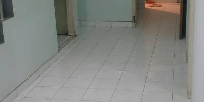 Rumah 1½ lantai Dukuh Pakis Surabaya Selatan Rumah 1½ lantai Dukuh Pakis Surabaya Selatan