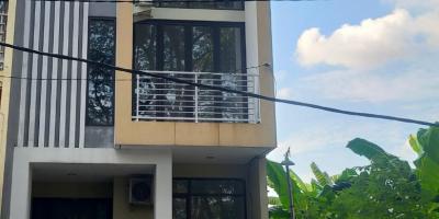 Rumah Siap Huni Lokasi Strategis di Kertomenanggal Gayungan Surabaya Selatan 