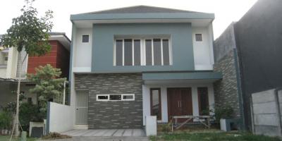 RUMAH DISEWAKAN @ Dian Istana Surabaya - A Harmonious Residence.