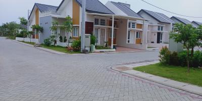 Hanya 20 menit dari exit tol cikupa ke kota sutera