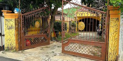 Rumah dijual lingkungan asri Cimanggis Depok take all Rumah dijual lingkungan asri Cimanggis Depok take all