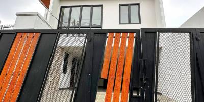 Rumah 3lantai modern kontemporer Duren Sawit Jakarta Timur 