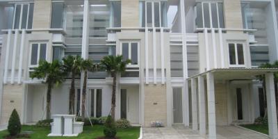 Pakuwon Indah, Ritz Embassy, Surabaya - Executive Luxury Living