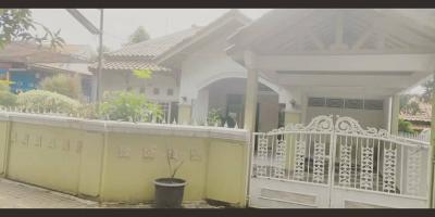 BU Banget!! Jual Cepat Rumah Larangan Indah Tangerang