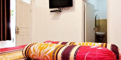 Kost Dekat Stasiun Jatinegara, Kampus UNJ, Kampus UIJ, Mall Bassura dan RSUP Persahabatan