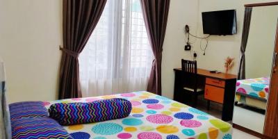 Kost Dekat Tunjungan Plaza, UNAIR, Kampus UWK, BG Junction dan The Central Mall Surabaya 