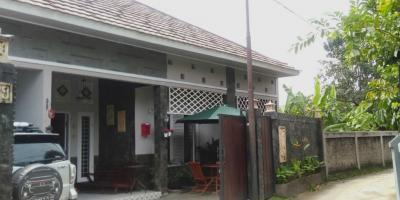 Disewakan Rumah Luas Open Concept di Kalimulya Depok