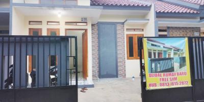 Dijual Rumah Baru Siap Huni di Jembatan Serong Dekat ITC Depok dan Stasiun Depok Dijual Rumah Baru Siap Huni di Jembatan Serong Dekat ITC Depok dan Stasiun Depok