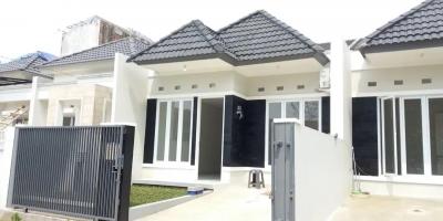 Rumah Dijual di Perumahan Palem Semi Karawaci Dekat Supermal Karawaci Tangerang
