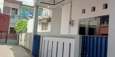 Dijual Rumah Kokoh di Otista, Jakarta Timur