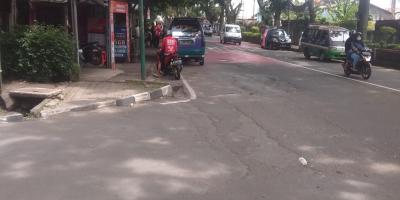 2LANTAI RUMAH DI CIMAHI KOMPLEK