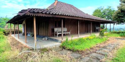 Dijual Rumah Joglo Siap Huni Kemuning Karanganyar