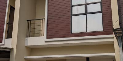 Jatiasih Rumah Baru 2 Lantai 600jtan dekat jalan utama
