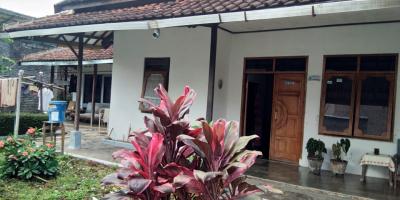 Tanah + Rumah Second Dijual di Garut Pinggir Jalan Tanpa Perantara