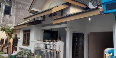 DIJUAL RUMAH KELUARGA Lokasi Jaten, Karanganyar