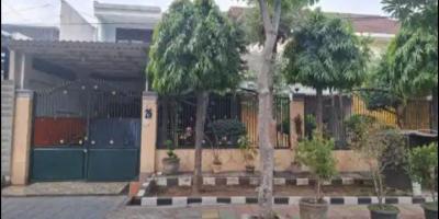 Dijual Rumah SHM Siap Huni di Dukuh Kupang, Surabaya