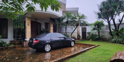 Dijual Rumah Mewah di Pondok Indah, Jakarta Selatan Dijual Rumah Mewah di Pondok Indah, Jakarta Selatan