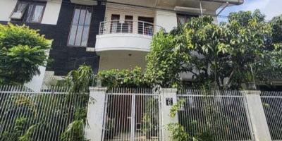Dijual Rumah 2 Lantai di Komplek Cibolerang, Kota Bandung
