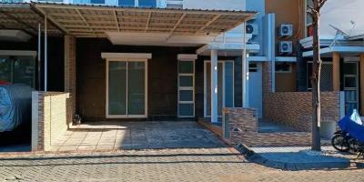 Dijual Rumah 2 Lantai di Perumahan Greenville, Surabaya