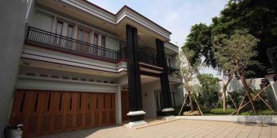 Dijual Rumah 2 Lantai di Srengseng, Kebon Jeruk, Jakarta Barat Dijual Rumah 2 Lantai di Srengseng, Kebon Jeruk, Jakarta Barat