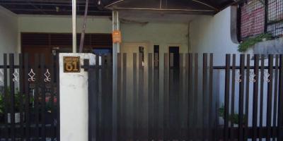 Dijual Rumah di Barata Jaya V, Surabaya