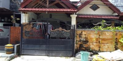 Dijual Rumah 1,5 Lantai di Tenggilis Mejoyo Selatan, Surabaya
