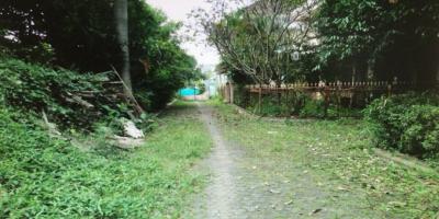 Dijual Rumah Luas di Villa Melati Mas, Tangerang Selatan