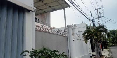 Dijual Rumah Bagus di Manyar Rejo, Surabaya
