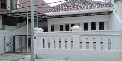 Dijual dan Disewakan Rumah di Tenggilis Mejoyo Selatan, Surabaya