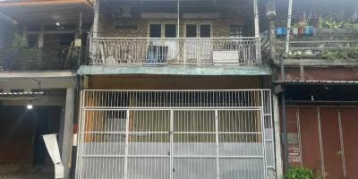 Dijual Rumah + Toko di Raya Rungkut Alang-Alang, Surabaya