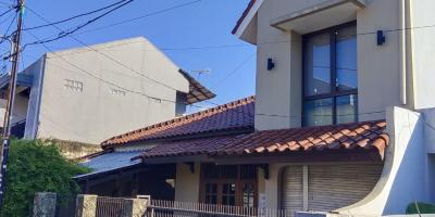 Dijual Rumah Hitung Tanah di Warung Jati Timur, Jakarta Selatan Dijual Rumah Hitung Tanah di Warung Jati Timur, Jakarta Selatan