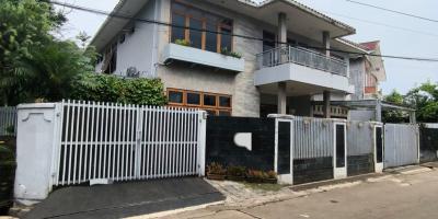 Dijual Rumah 2 Lantai di Jalan Warung Buncit, Jakarta Selatan