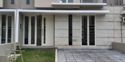 Rumah Bagus Kawasan Green Lake Citraland Dekat Unesa Rumah Bagus Kawasan Green Lake Citraland Dekat Unesa