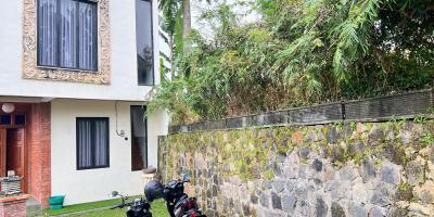 Rumah Villa Mewah 2 Lantai Kemuning, Karanganyar Rumah Villa Mewah 2 Lantai Kemuning, Karanganyar
