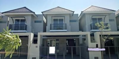 Disewakan Rumah Pondok Candra Topaz Disewakan Rumah Pondok Candra Topaz