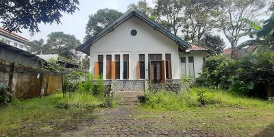 RUMAH HITUNG TANAH UNTUK KOMERSIAL BERBAGAI SEKTOR JASA DAN NIAGA DI JL. IR. H. JUANDA DAGO BANDUNG RUMAH HITUNG TANAH UNTUK KOMERSIAL BERBAGAI SEKTOR JASA DAN NIAGA DI JL. IR. H. JUANDA DAGO BANDUNG