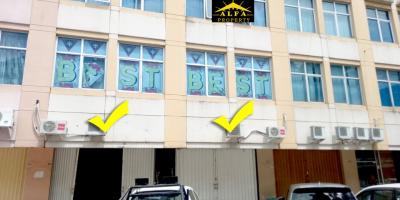 Ruko Ahmad Yani Megamall, Pontianak, Kalimantan Barat Ruko Ahmad Yani Megamall, Pontianak, Kalimantan Barat
