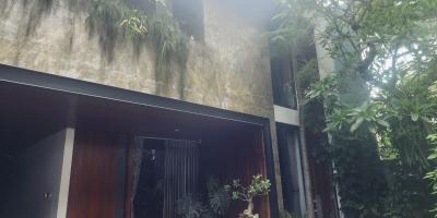 Rumah Full Furnished Siap Huni Di Jalan Raya Woodland Citraland Surabaya Rumah Full Furnished Siap Huni Di Jalan Raya Woodland Citraland Surabaya