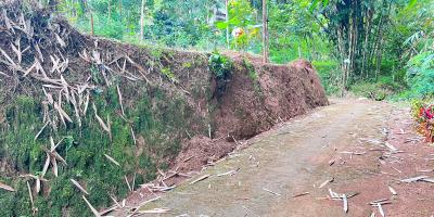 Tanah 193m2 Datar Kawasan Wisata Kemuning Karanganyar 